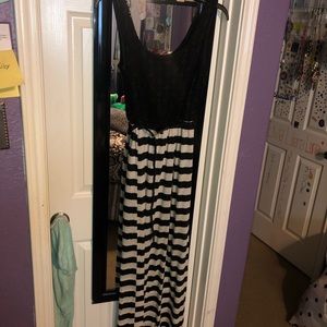 Lily Rose Maxi dress